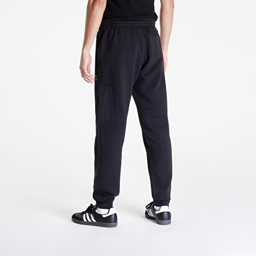 Adidas tech black sweatpants outlet