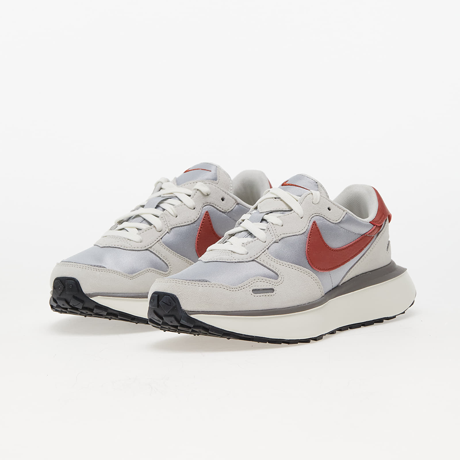 Women s shoes Nike W Phoenix Waffle Light Bone Rugged Orange Lt