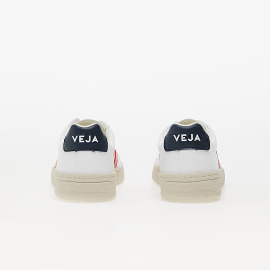 Shoes similar hot sale to veja