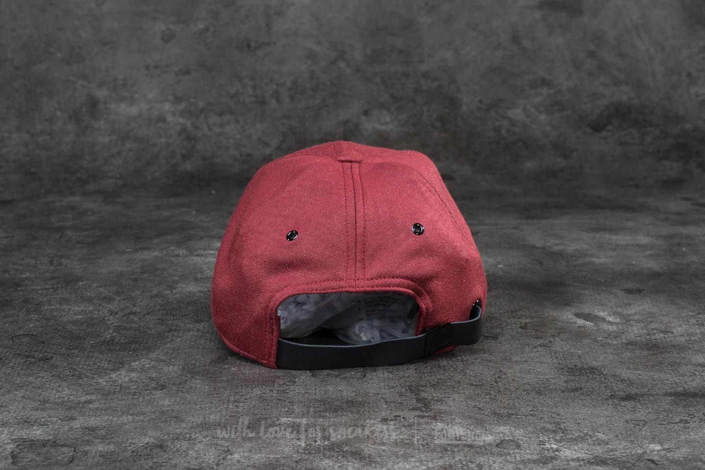 Шапки Nike Sportswear W Heritage86 Cap Burgundy
