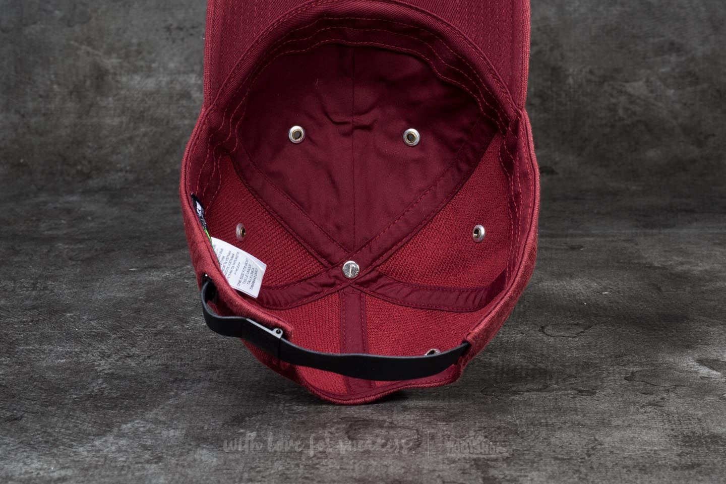 Шапки Nike Sportswear W Heritage86 Cap Burgundy