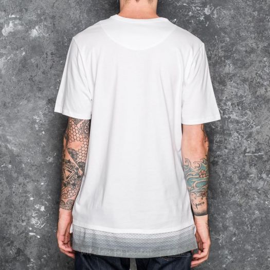 Nike air max 95 essential shirt discount