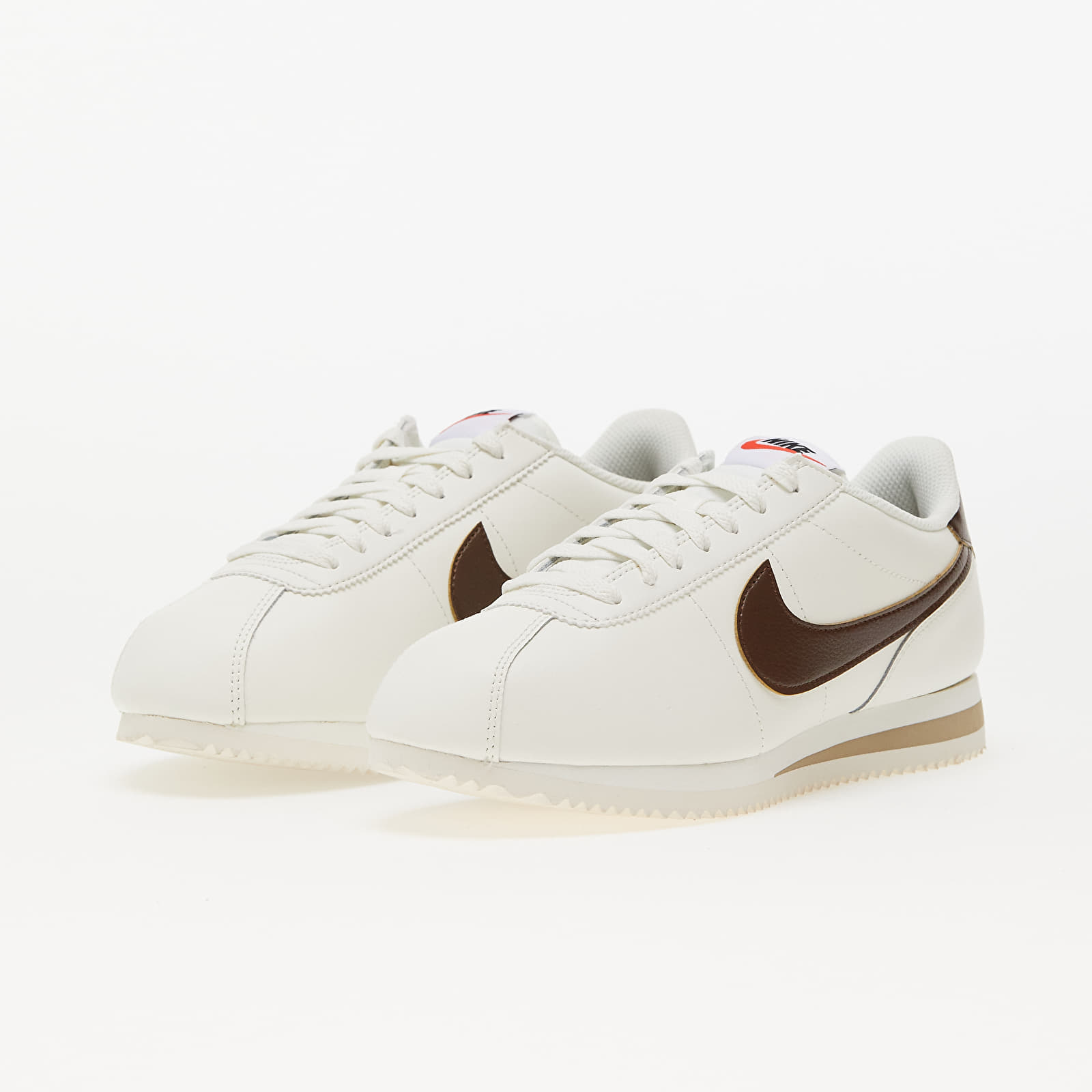 Γυναικεία παπούτσια Nike Cortez Sail/ Cacao Wow-Khaki-White