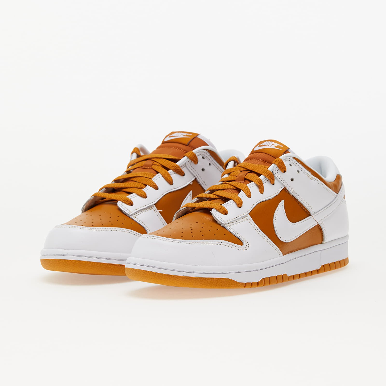 Мъжки кецове и обувки Nike Dunk Low Dark Curry/ White
