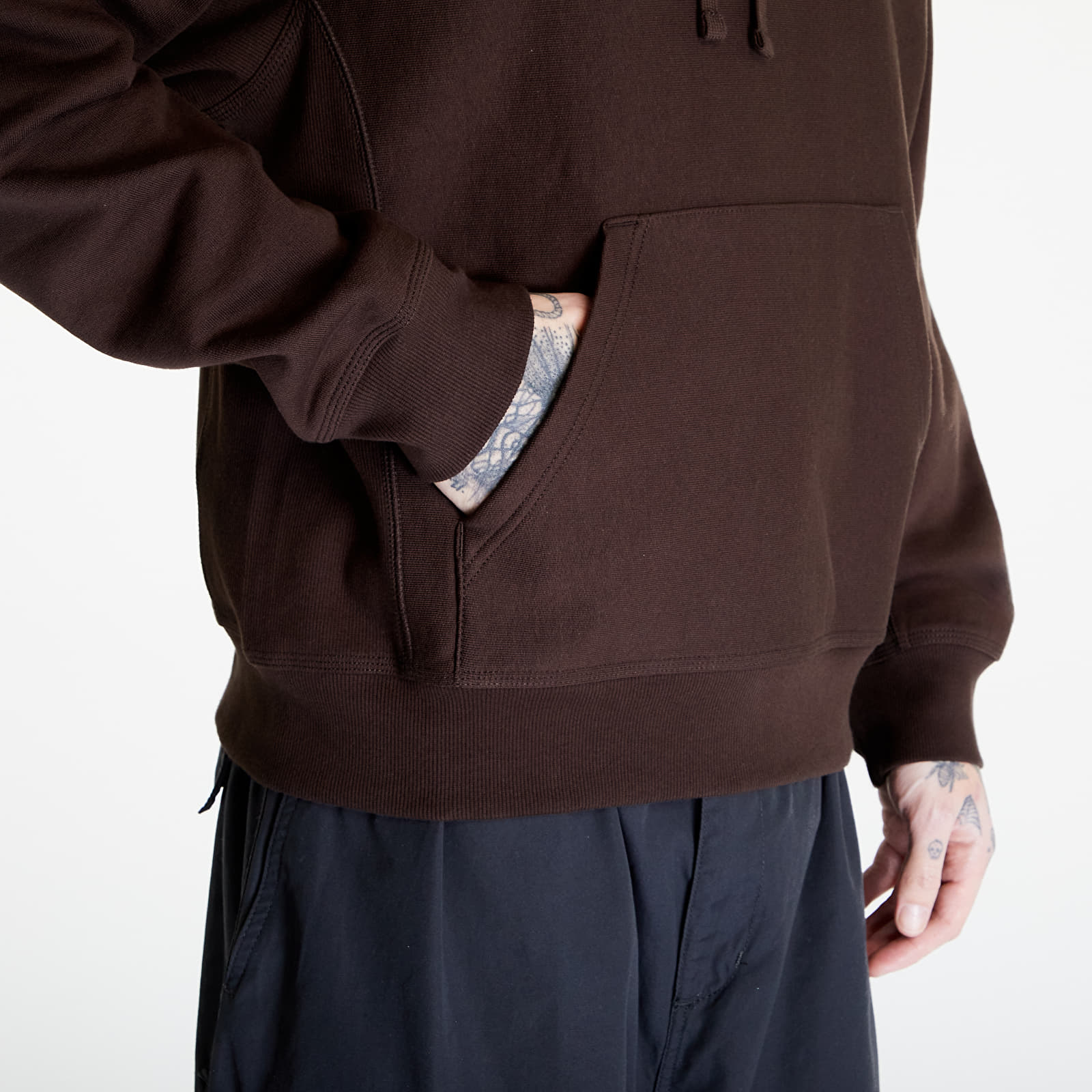 Mikinas ar kapuci un sporta krekli Carhartt WIP Hooded American Script Sweat UNISEX Tobacco