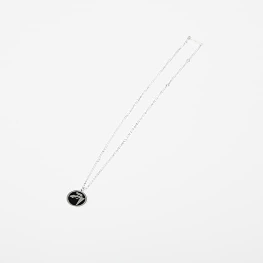 AMBUSH Epoxy Amblem チャーム ネックレス AMBUSH Epoxy Amblem チャーム ネックレス | シルバートーン | FARFETCH JP
