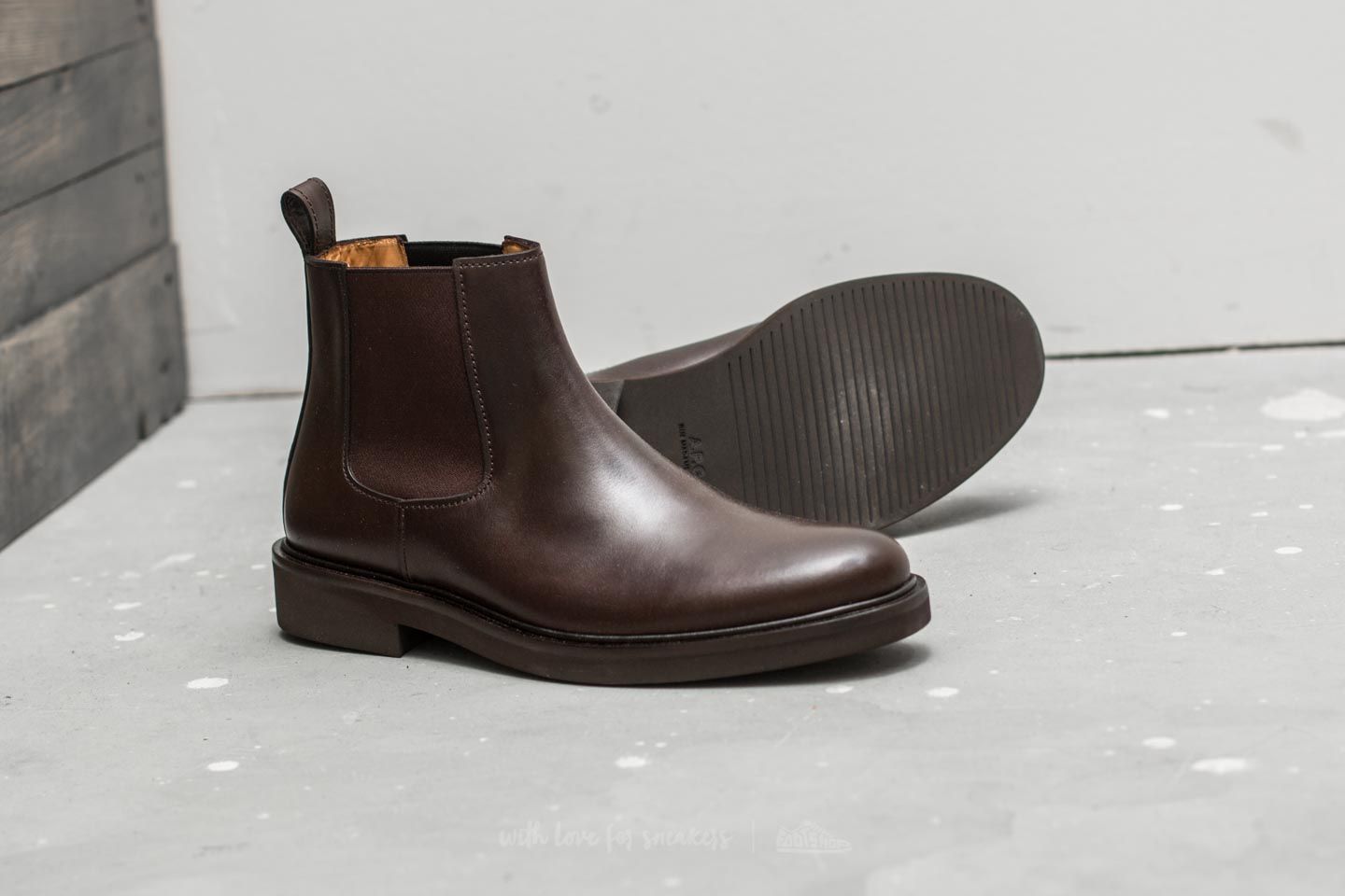 Apc simeon hotsell chelsea boots