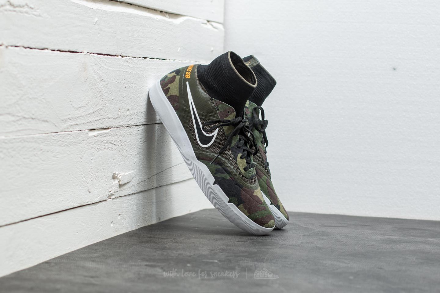 Men's shoes Nike SB Hyperfeel Koston 3 Cargo Khaki/ Circuit Orange