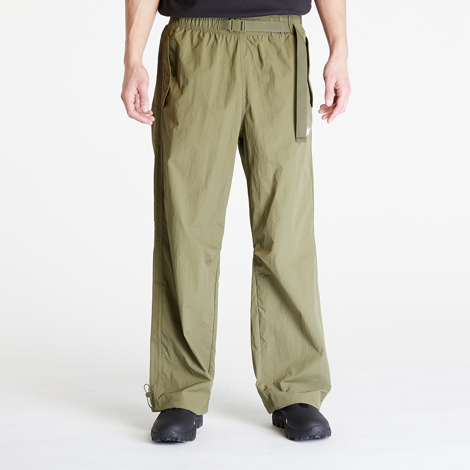 Дънки и панталони adidas Adi Cargo Pants Focus Olive