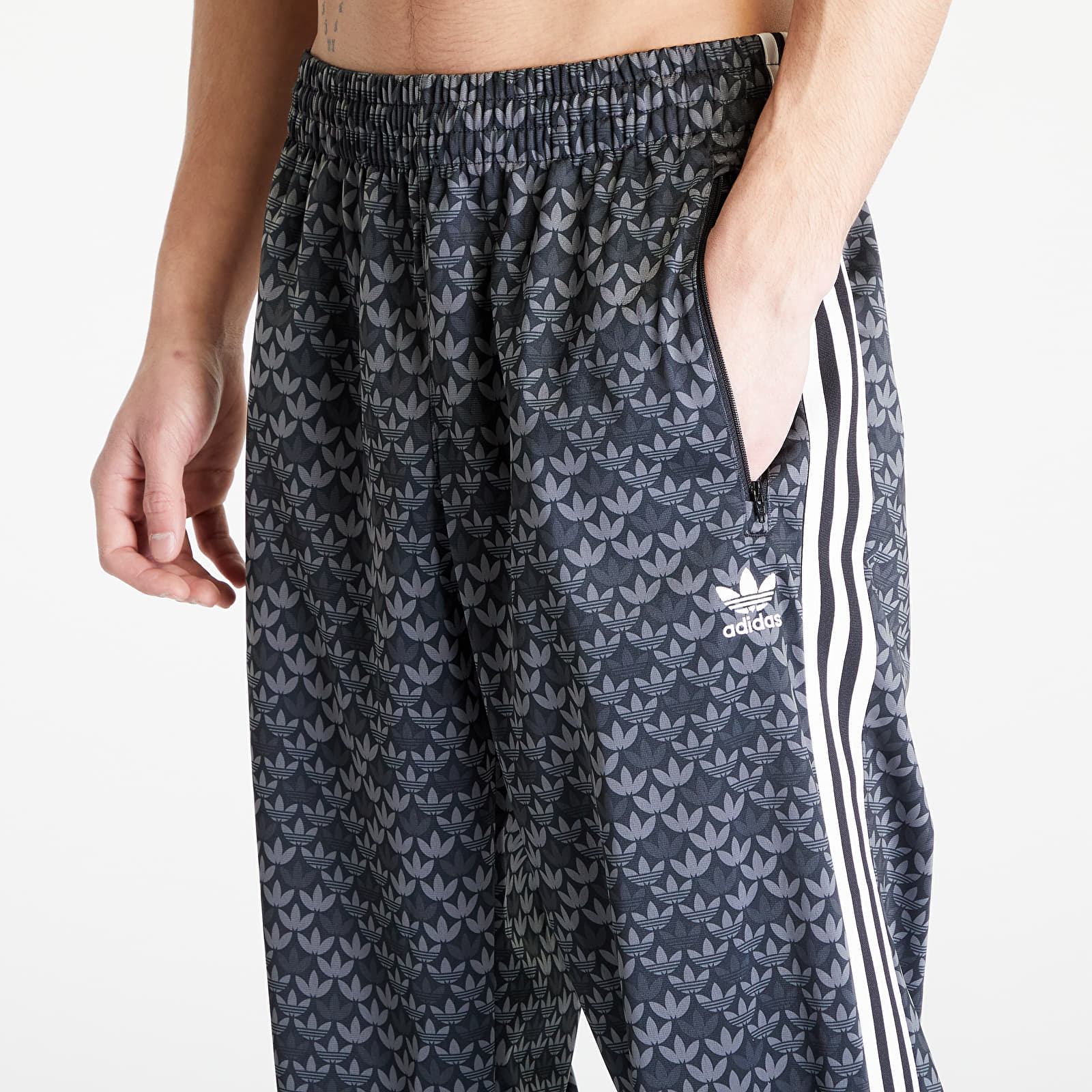 Adidas top football sweatpants