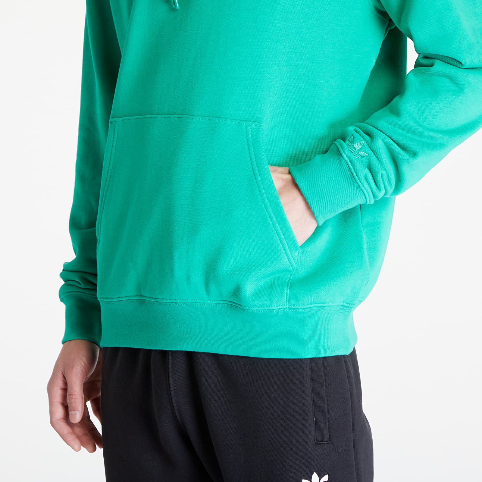 Sweatjacken und Sweatshirts adidas Originals Trefoil Hoodie Semi Screaming Green Footshop