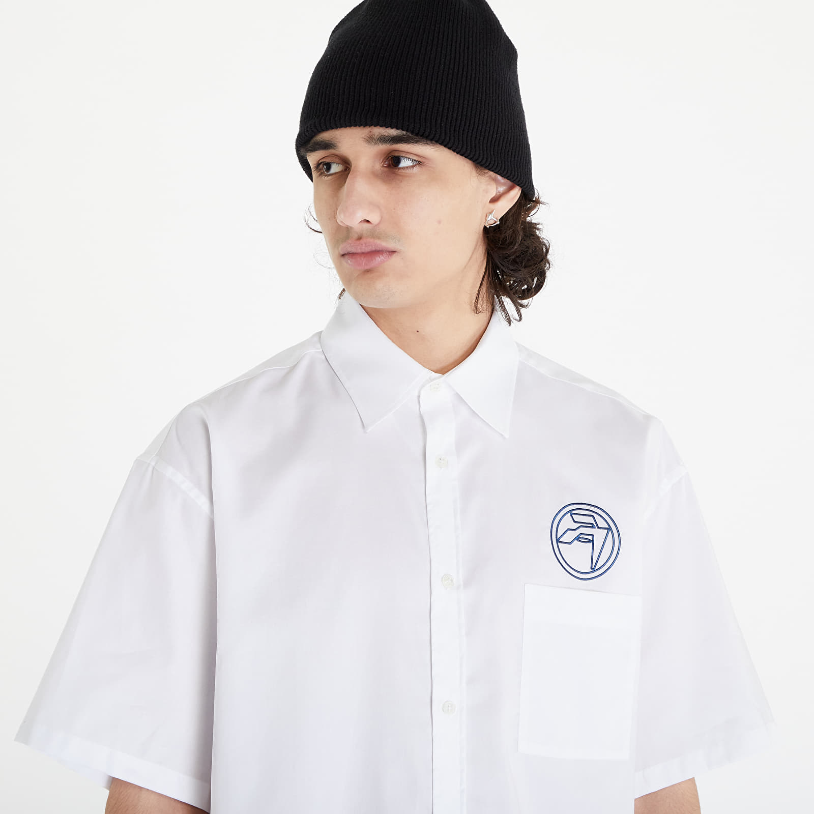 Košile Ambush Emblem Shortsleeve Shirt  Blanc De Blanc Insignia Blue