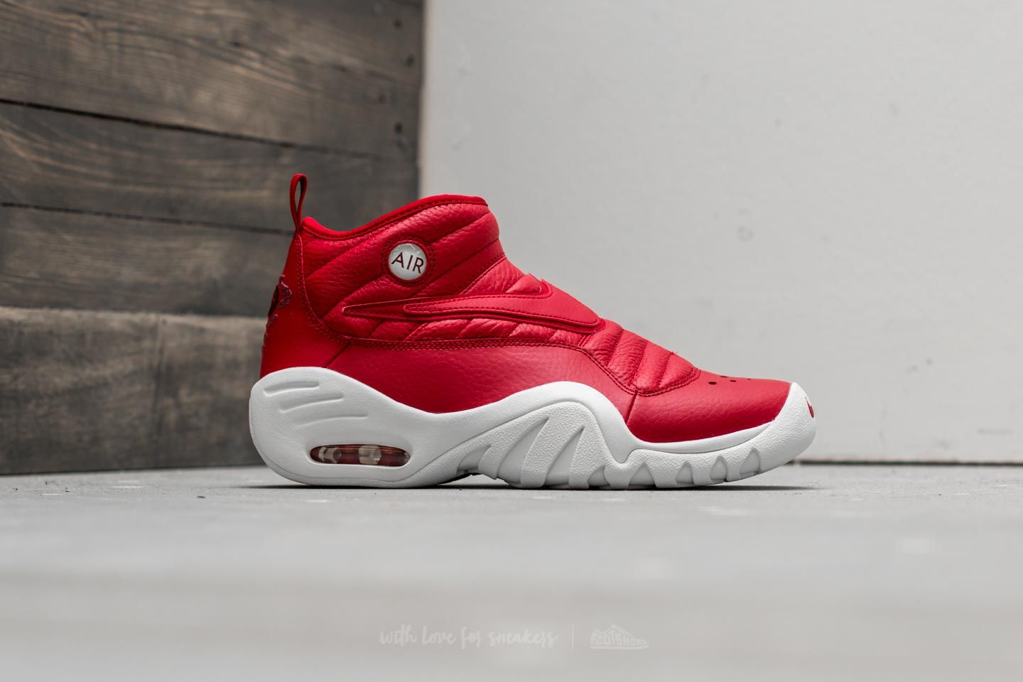 Cipők Nike Air Shake Ndestrukt Gym Red/ Gym Red-Summit White
