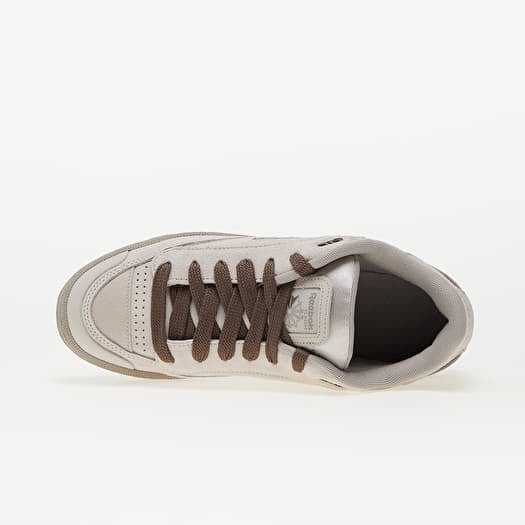 Nike air force 1 best sale vs reebok club c