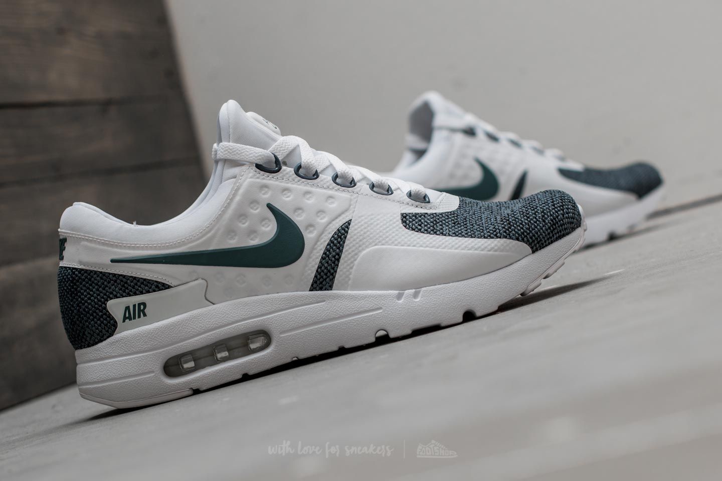 Men s shoes Nike Air Max Zero SE White Armory Blue Black Footshop