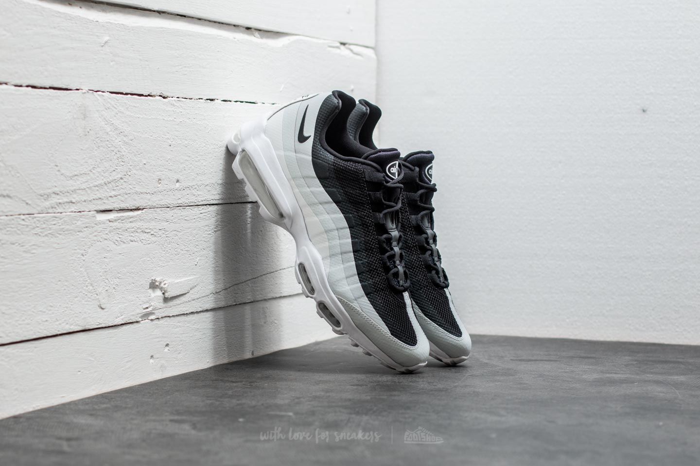 Herren Sneaker und Schuhe Nike Air Max 95 Ultra Essential Black/ Black-White