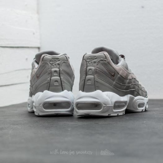 Nike sportswear air max plus tn premium moon top particle