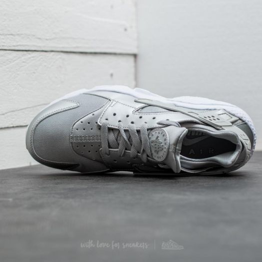 Nike air huarache mens silver discount