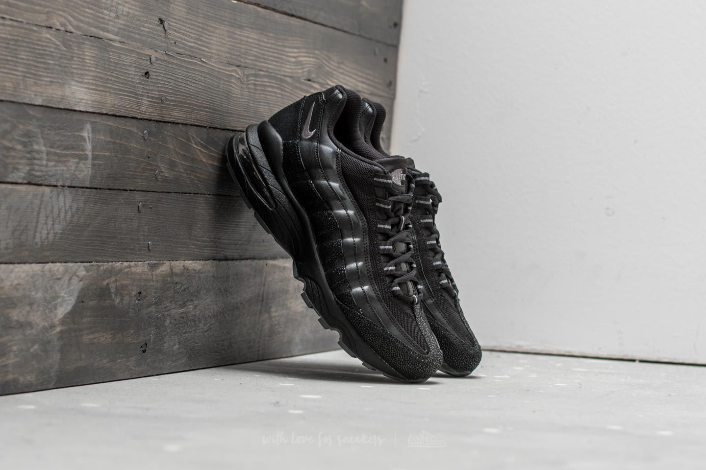 Dámske topánky a tenisky Nike Air Max 95 SE (GS) Black/ Dark Grey