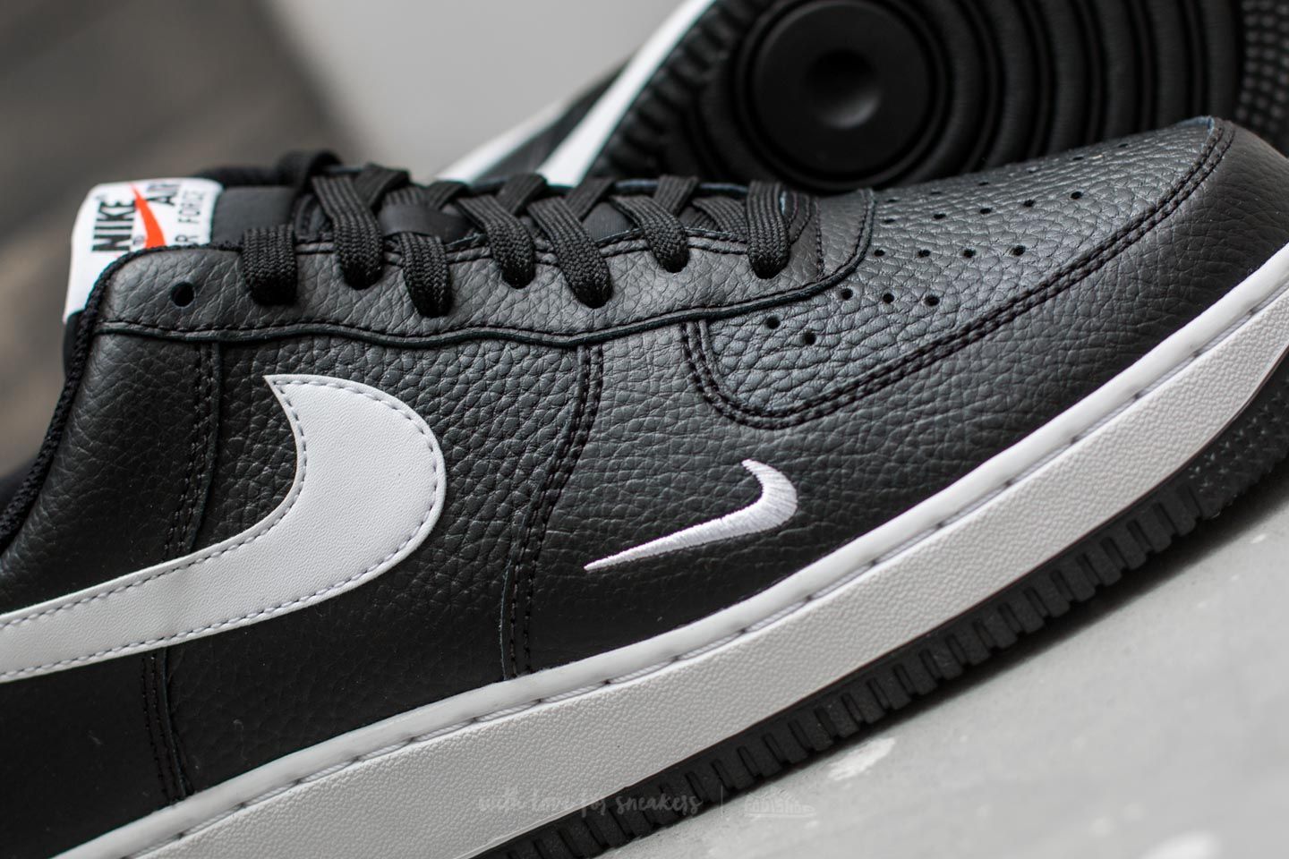 Men's shoes Nike Air Force 1 Black/ White-White