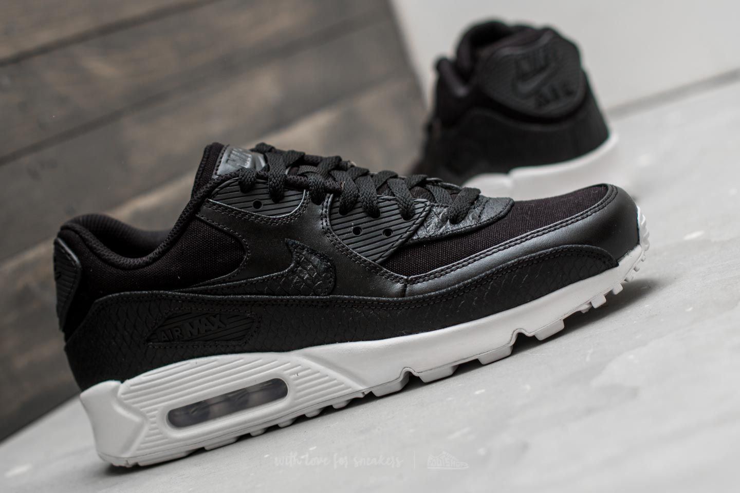 Men s shoes Nike Air Max 90 Premium Black Black White Footshop