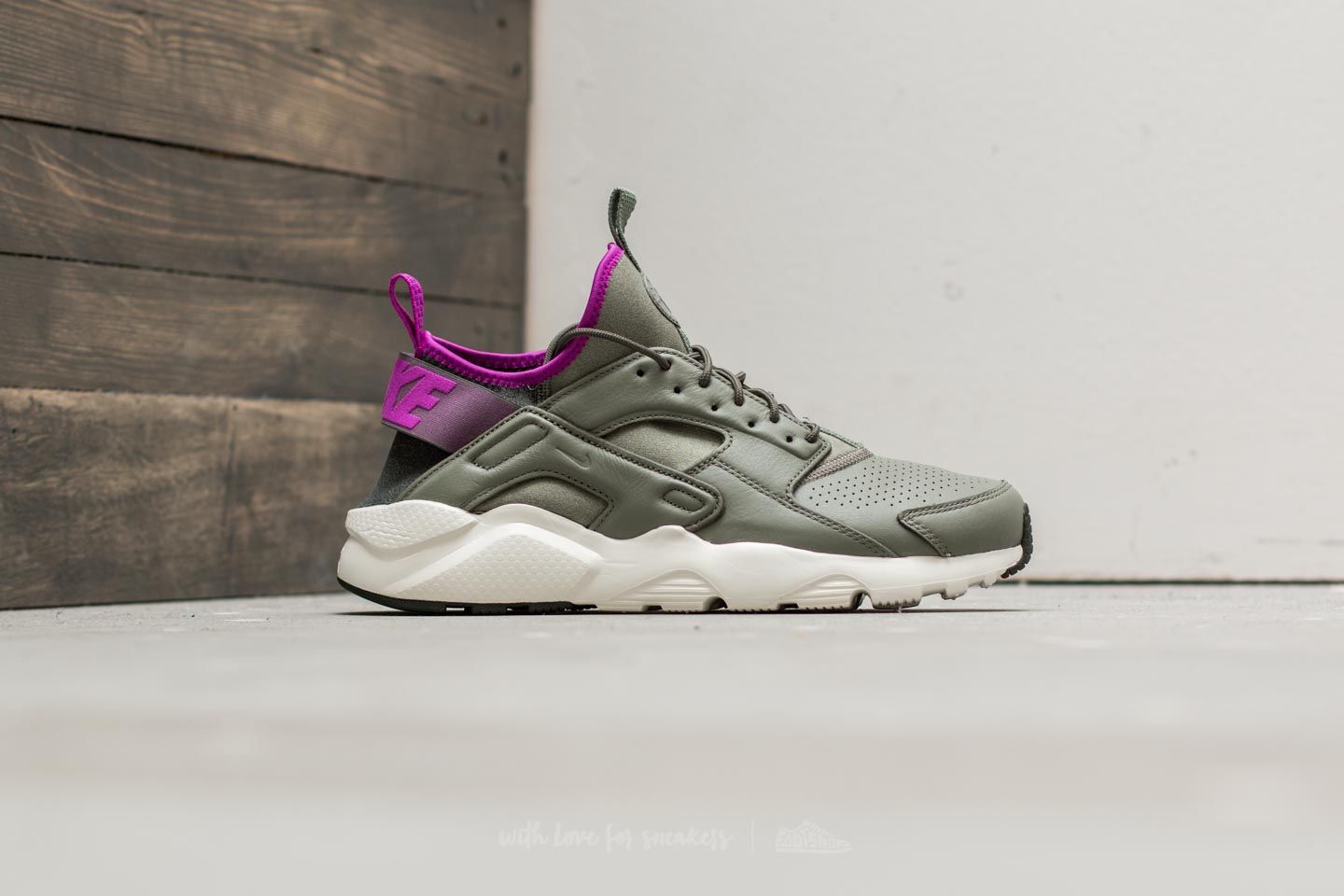 Férfi cipők Nike Air Huarache Run Ultra SE Dark Stucco/ Dark Stucco
