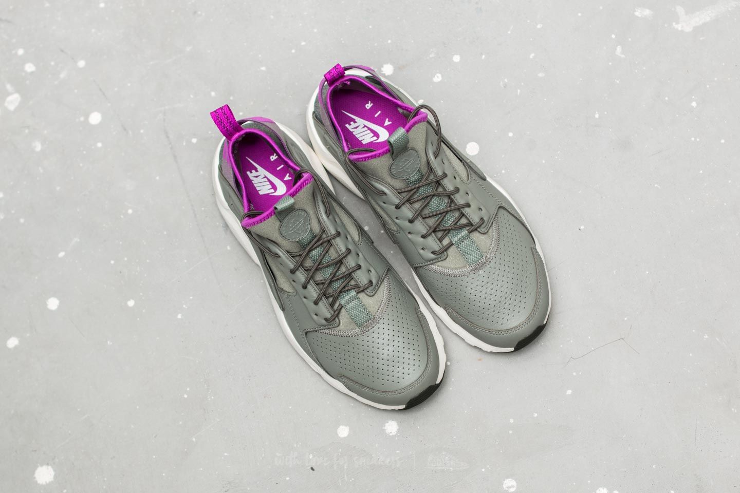 Chaussures et baskets homme Nike Air Huarache Run Ultra SE Dark Stucco Dark Stucco Footshop