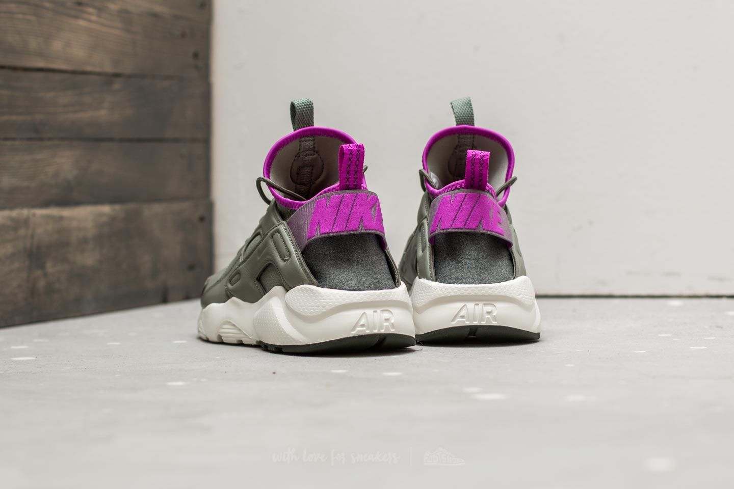 Férfi cipők Nike Air Huarache Run Ultra SE Dark Stucco/ Dark Stucco