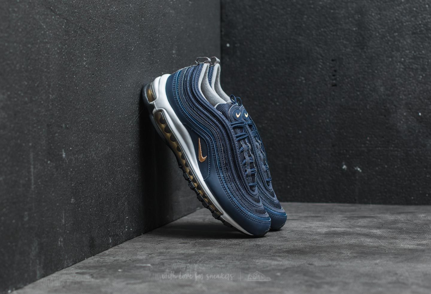 Air max 97 midnight run 2025