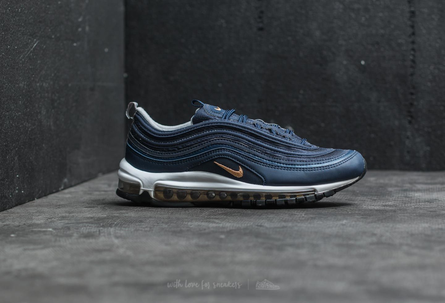 Nike air max 97 midnight navy metallic gold top