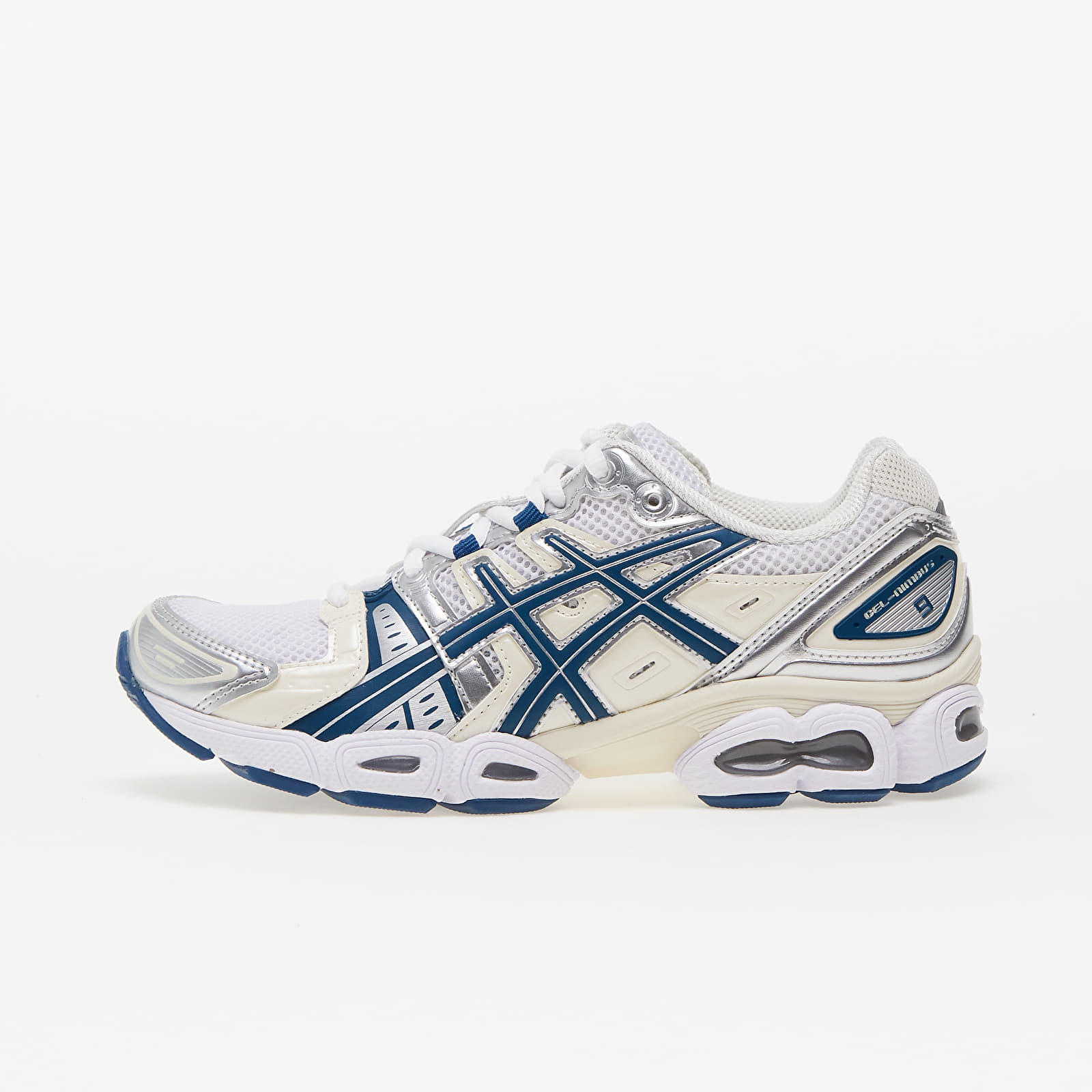Дамски кецове и обувки Asics Gel-Nimbus 9 White/ Light Indigo