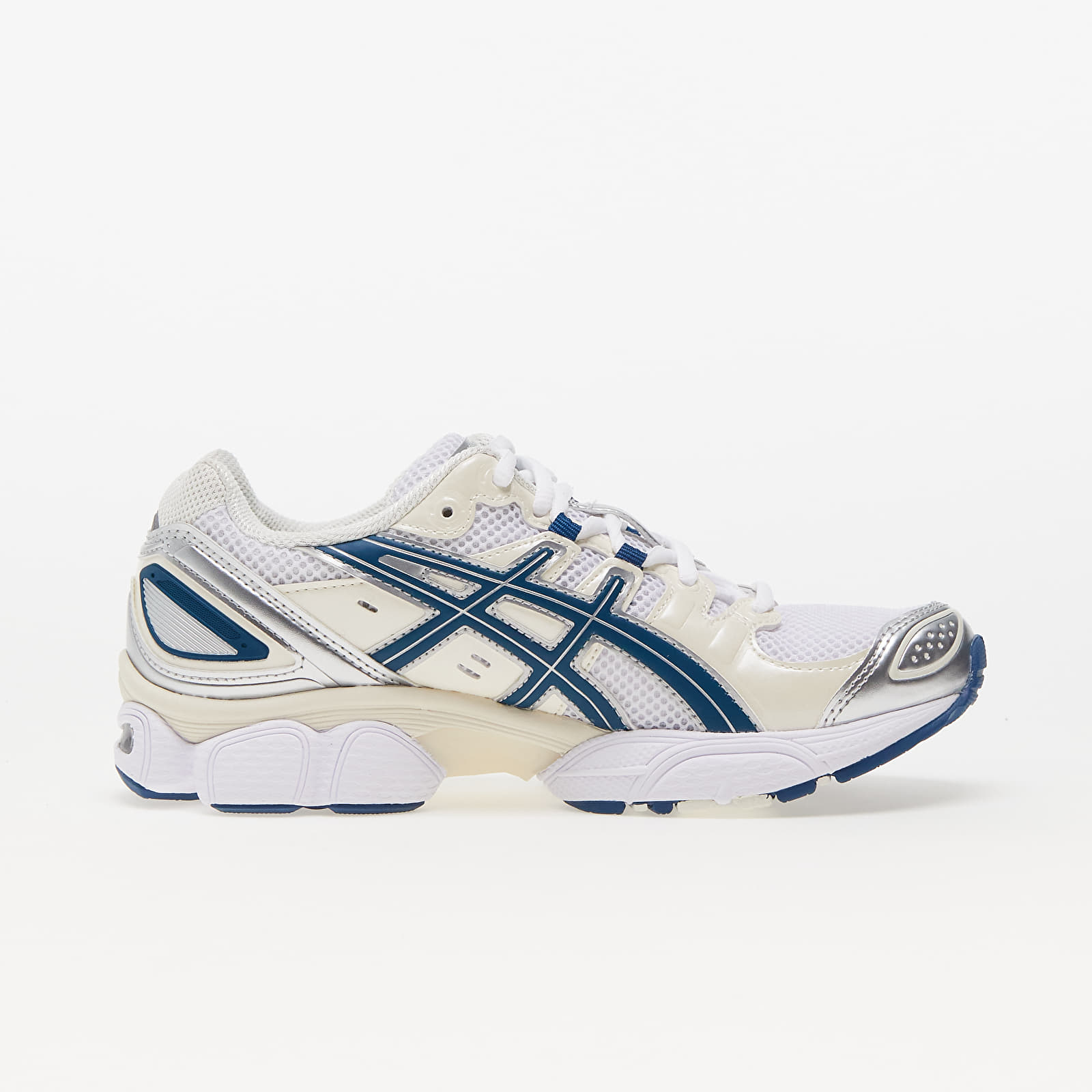 Дамски кецове и обувки Asics Gel-Nimbus 9 White/ Light Indigo