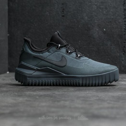 Nike Air Wild