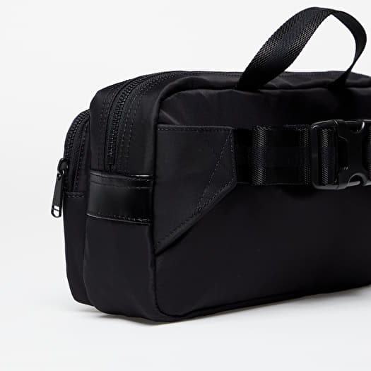 Sacs banane FRED PERRY Nylon Twill Leather Xbody Bag Black Gold