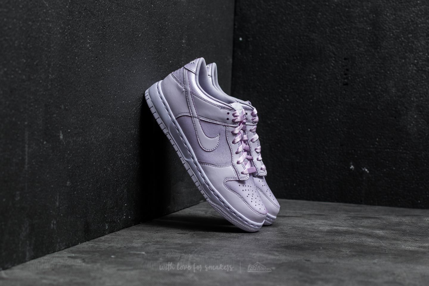 Buty damskie Nike Dunk Low SE (GS) Violet Mist/ Violet Mist-White