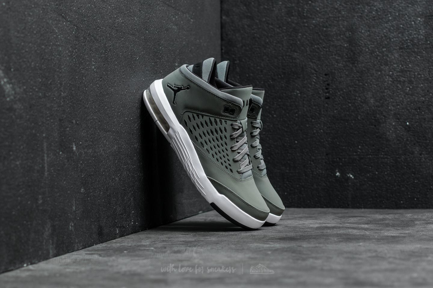 Men s shoes Jordan Flight Origin 4 River Rock Black White Footshop