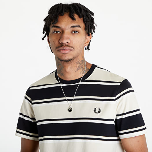 T shirts fred perry store