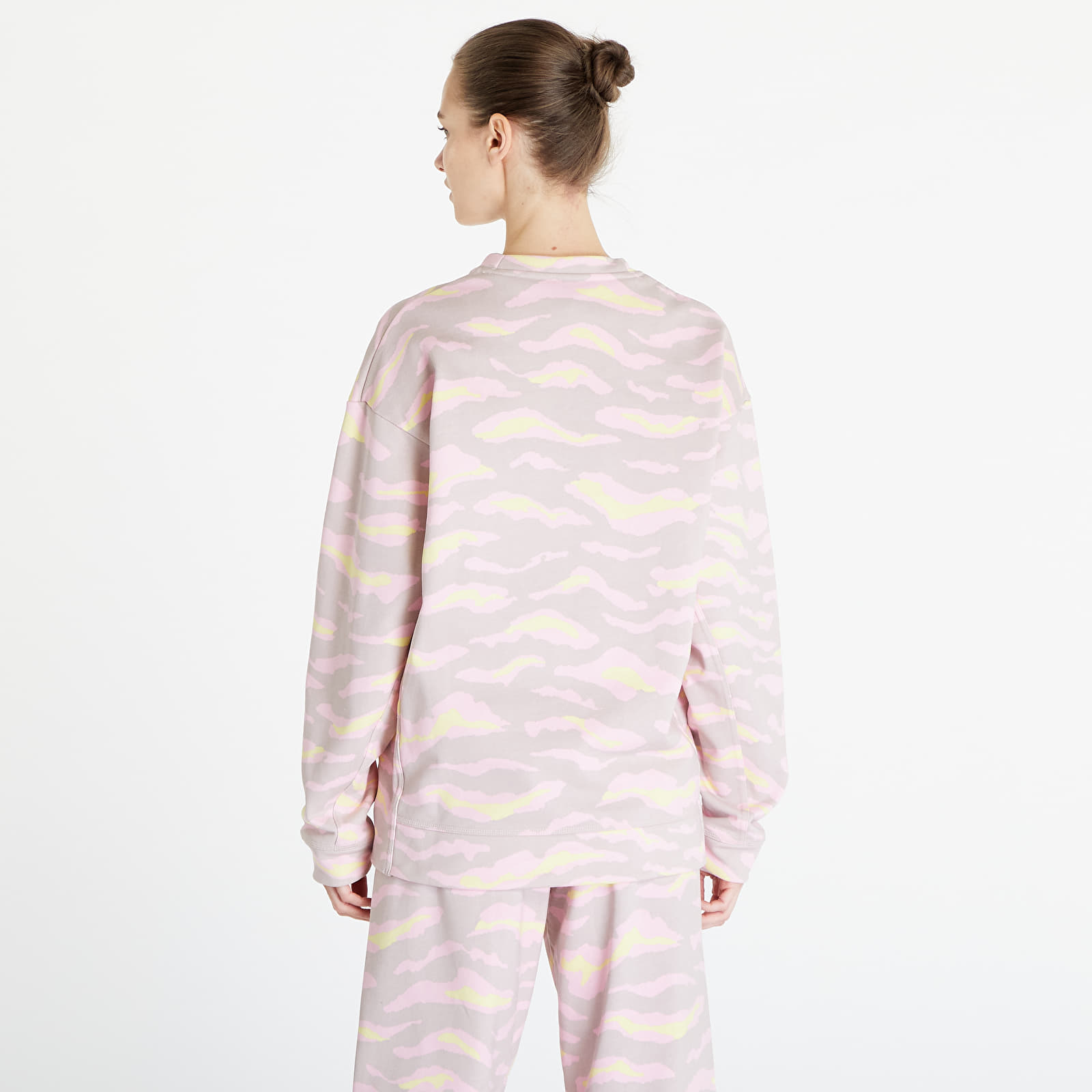 Bluzy adidas x Stella McCartney Sweatshirt New Rose/ Yellow/ True Pink