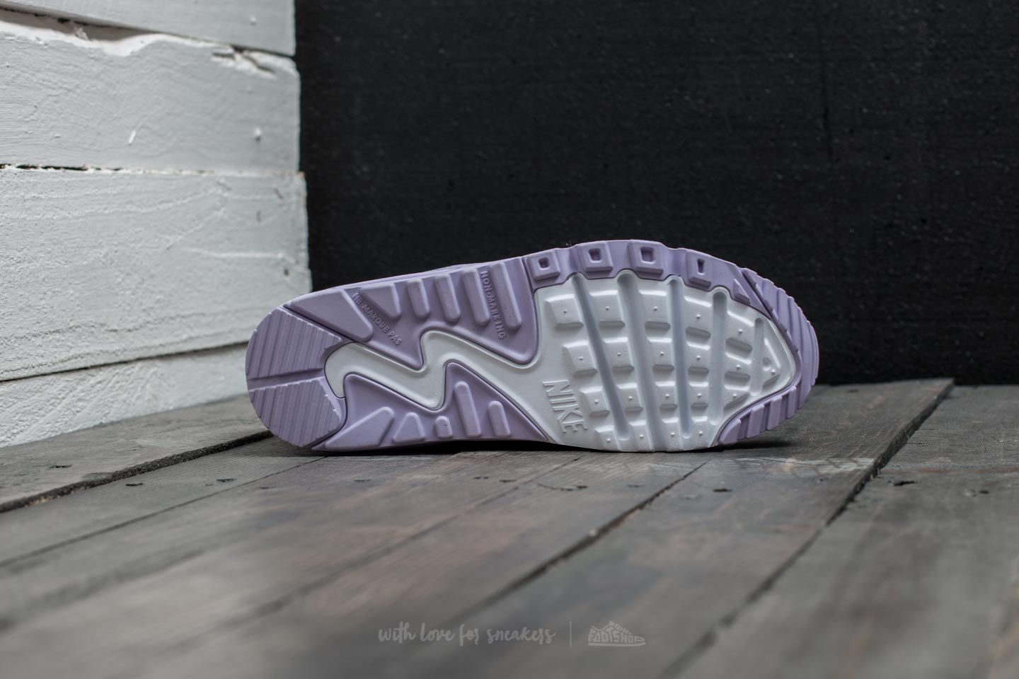 Nike air max hotsell 90 violet mist