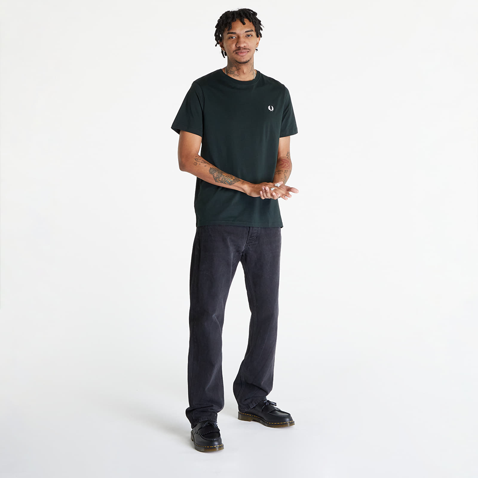 Μπλούζες FRED PERRY Crew Neck T-Shirt Night Green/ Snow White