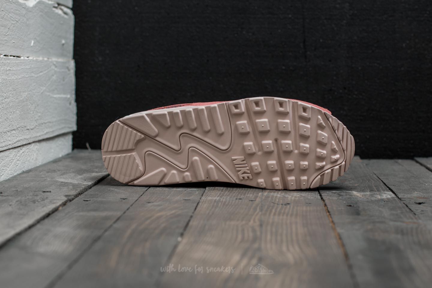 Women's shoes Nike Wmns Air Max 90 Red Stardust/ Taupe Grey