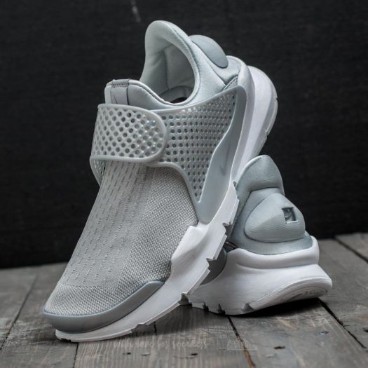 Nike sock dart silver store