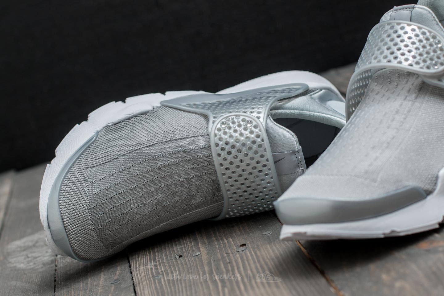 Férfi cipők Nike Sock Dart KJRCD Premium Metallic Silver