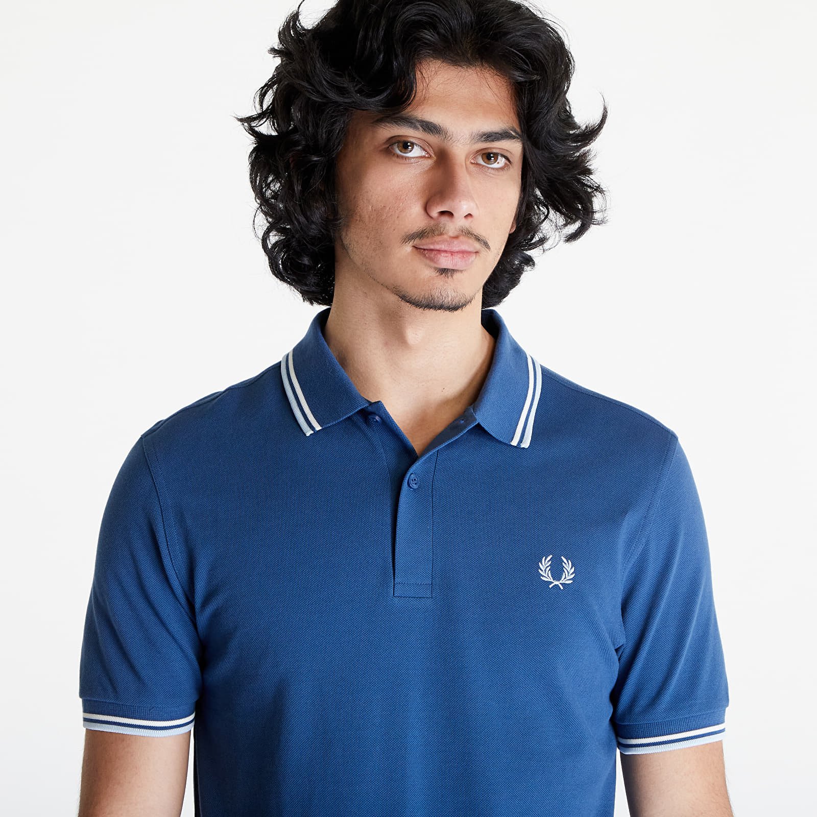 Koszulki FRED PERRY Twin Tipped Polo Short Sleeve Tee Midnight Blue/ Ecru/ Light Ice