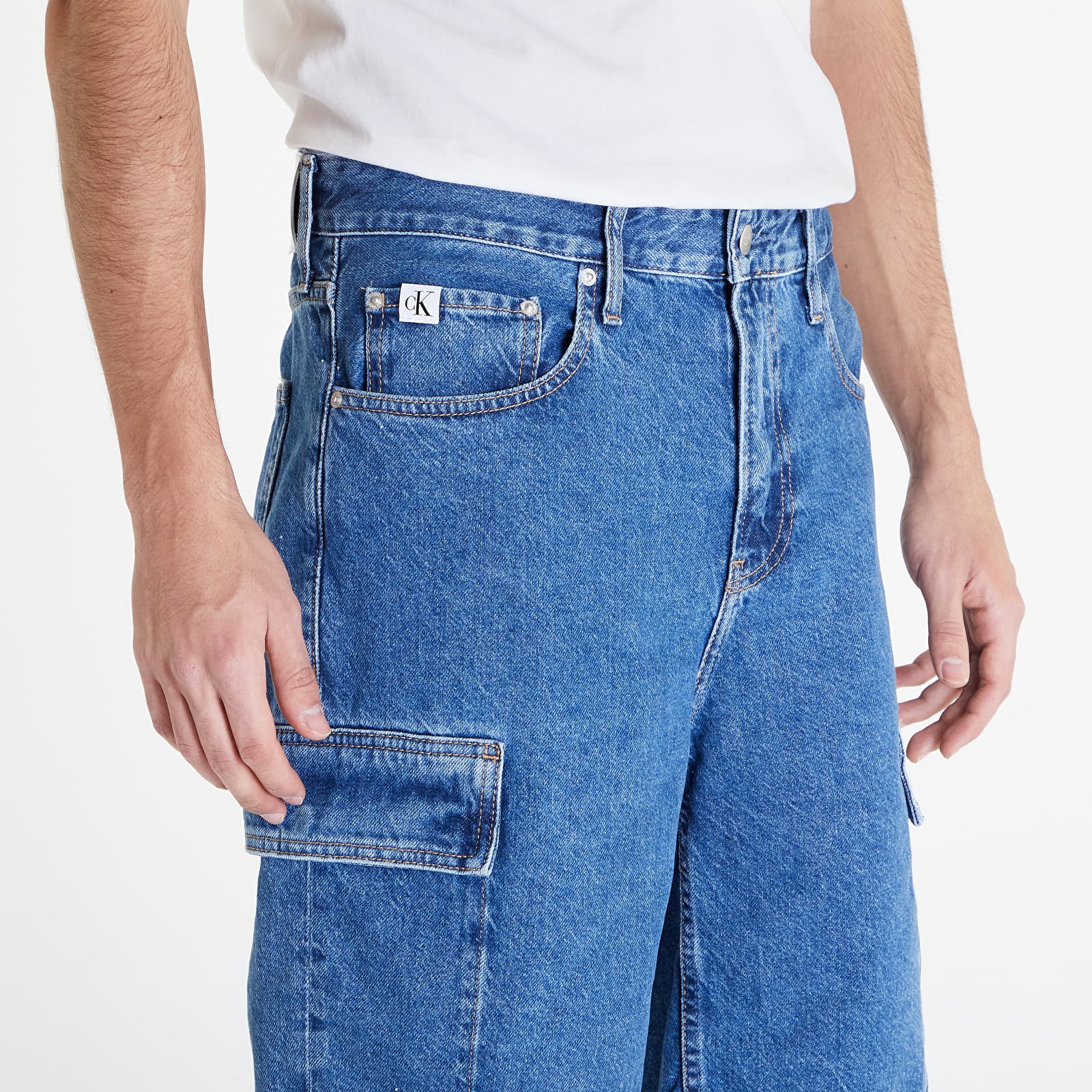 Pantaloni scurți Calvin Klein Jeans 90'S Loose Cargo Short Denim Medium