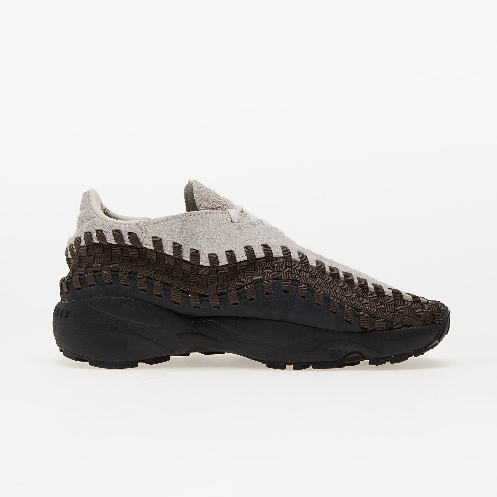 Nike woven deals shoes womens