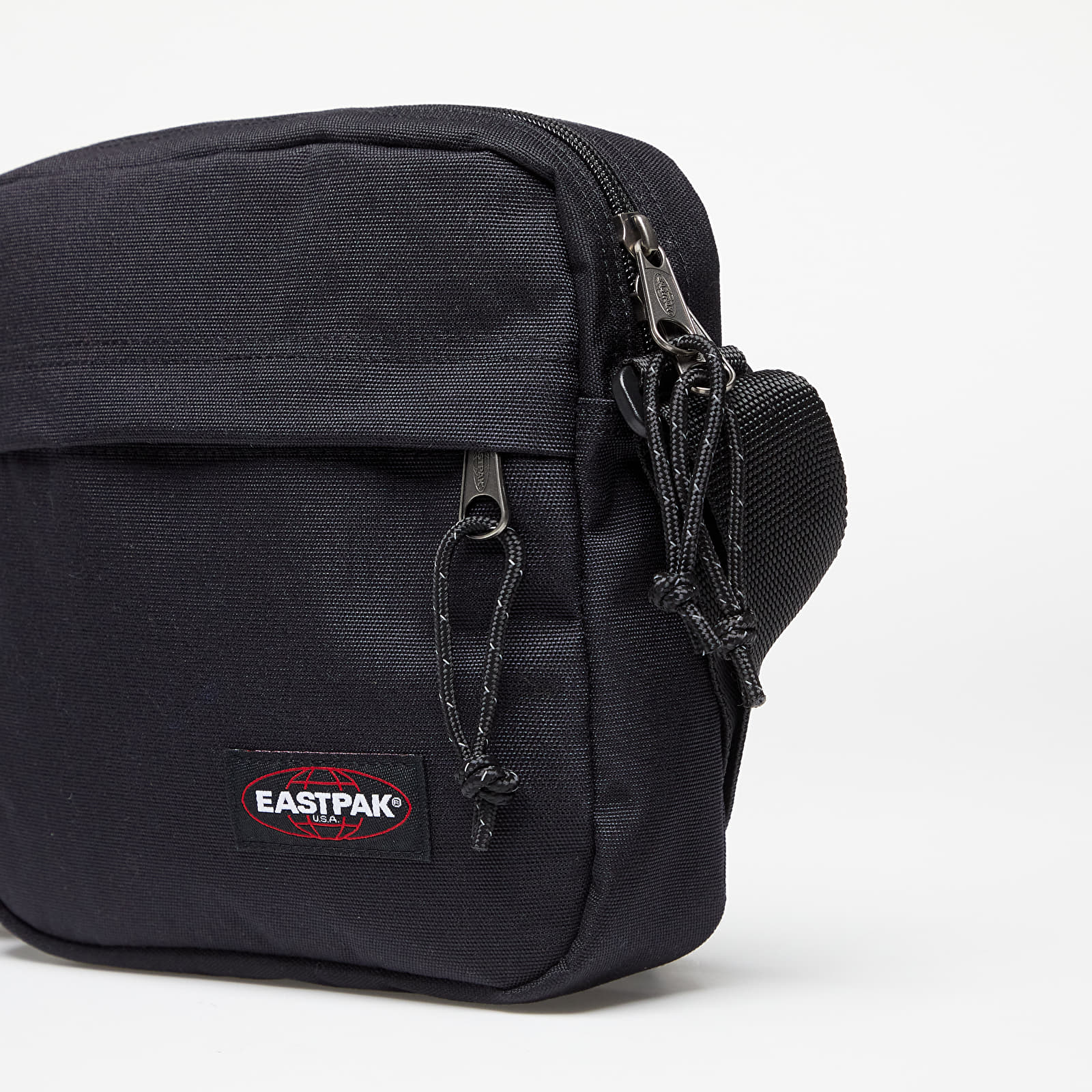 SUPER SCONTO su questa utilissima borsa a tracolla Eastpak (-22%) -  CulturaPop