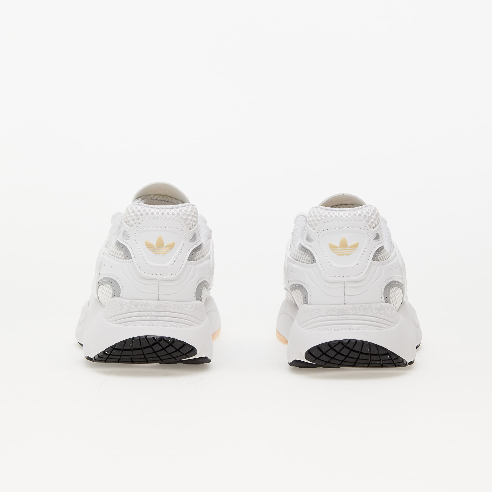 Dámské tenisky a boty adidas Ozmillen W Ftw White/ Glow Orange/ Crystal Sand