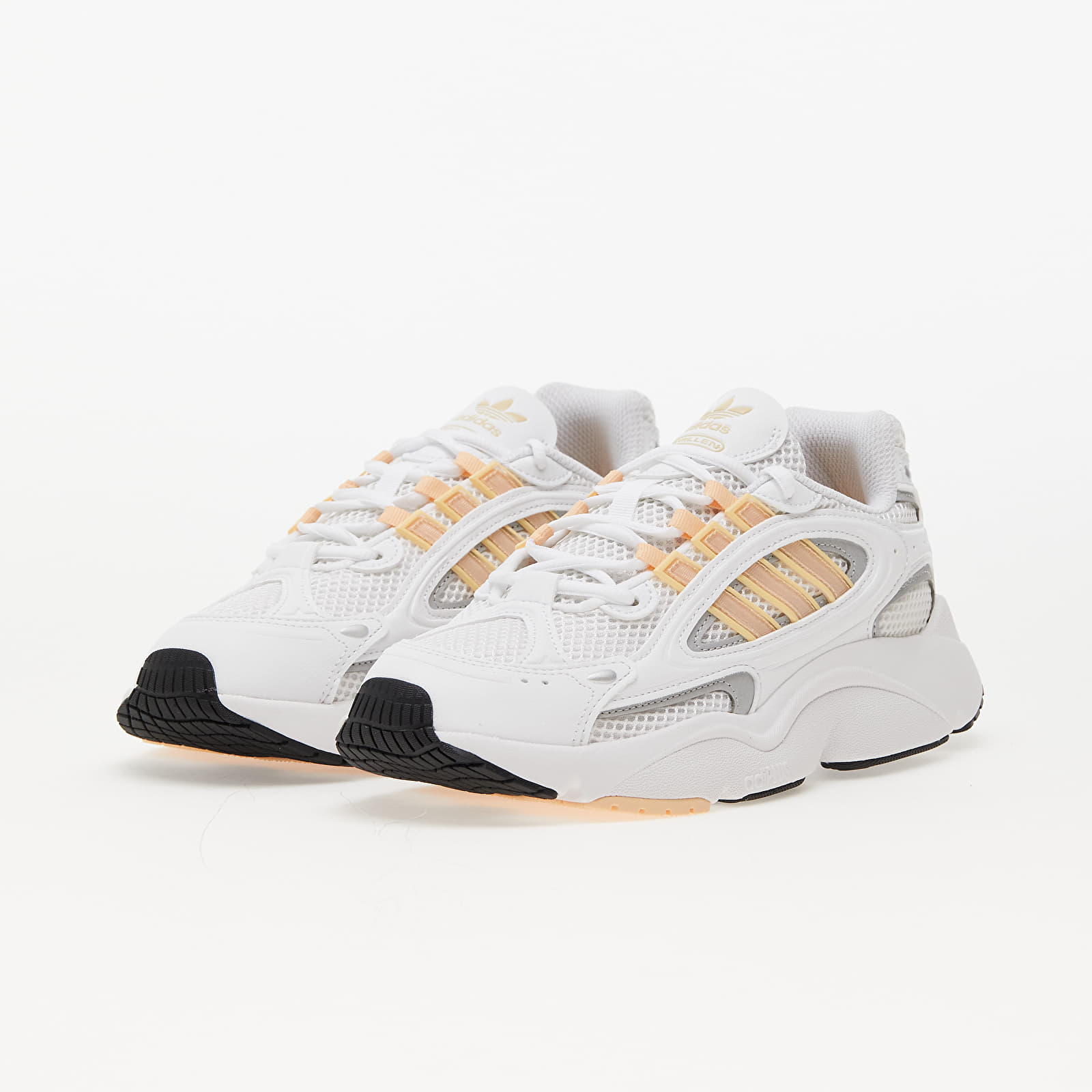 Dámské tenisky a boty adidas Ozmillen W Ftw White/ Glow Orange/ Crystal Sand