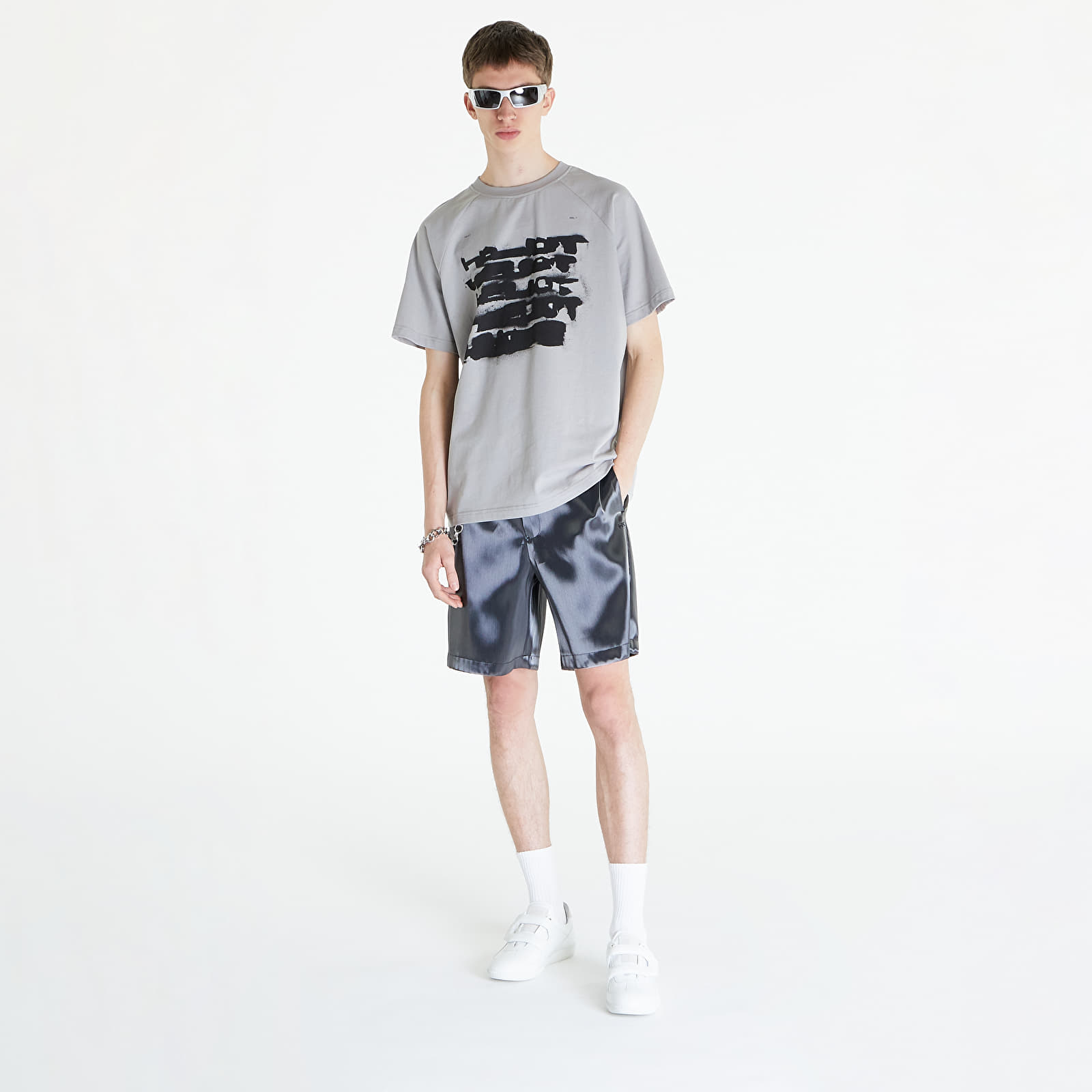 Šortky HELIOT EMIL Shorts Liguid Metal